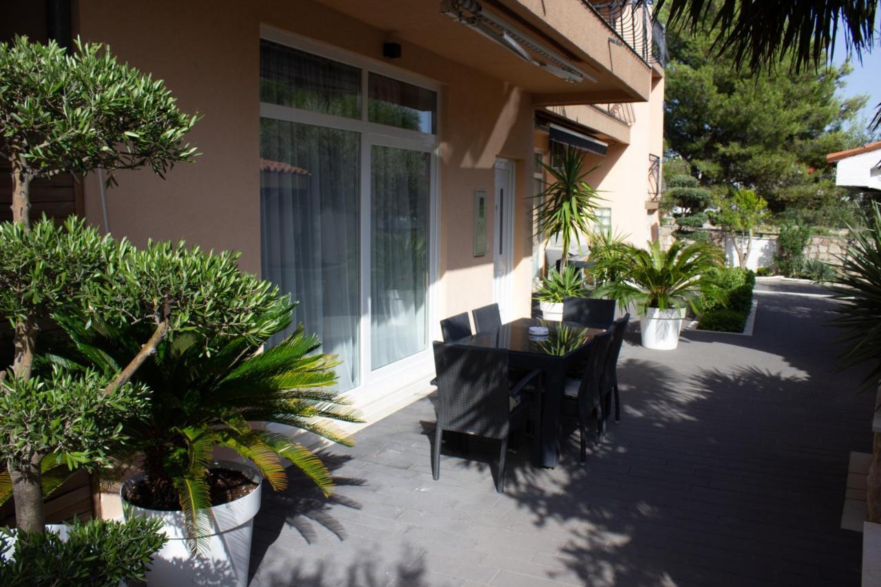 Apartments Villa Jelena Vodice Extérieur photo