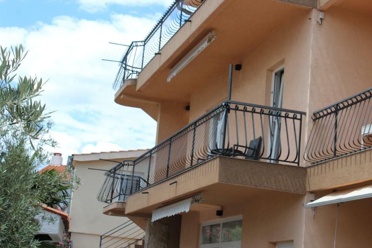 Apartments Villa Jelena Vodice Extérieur photo